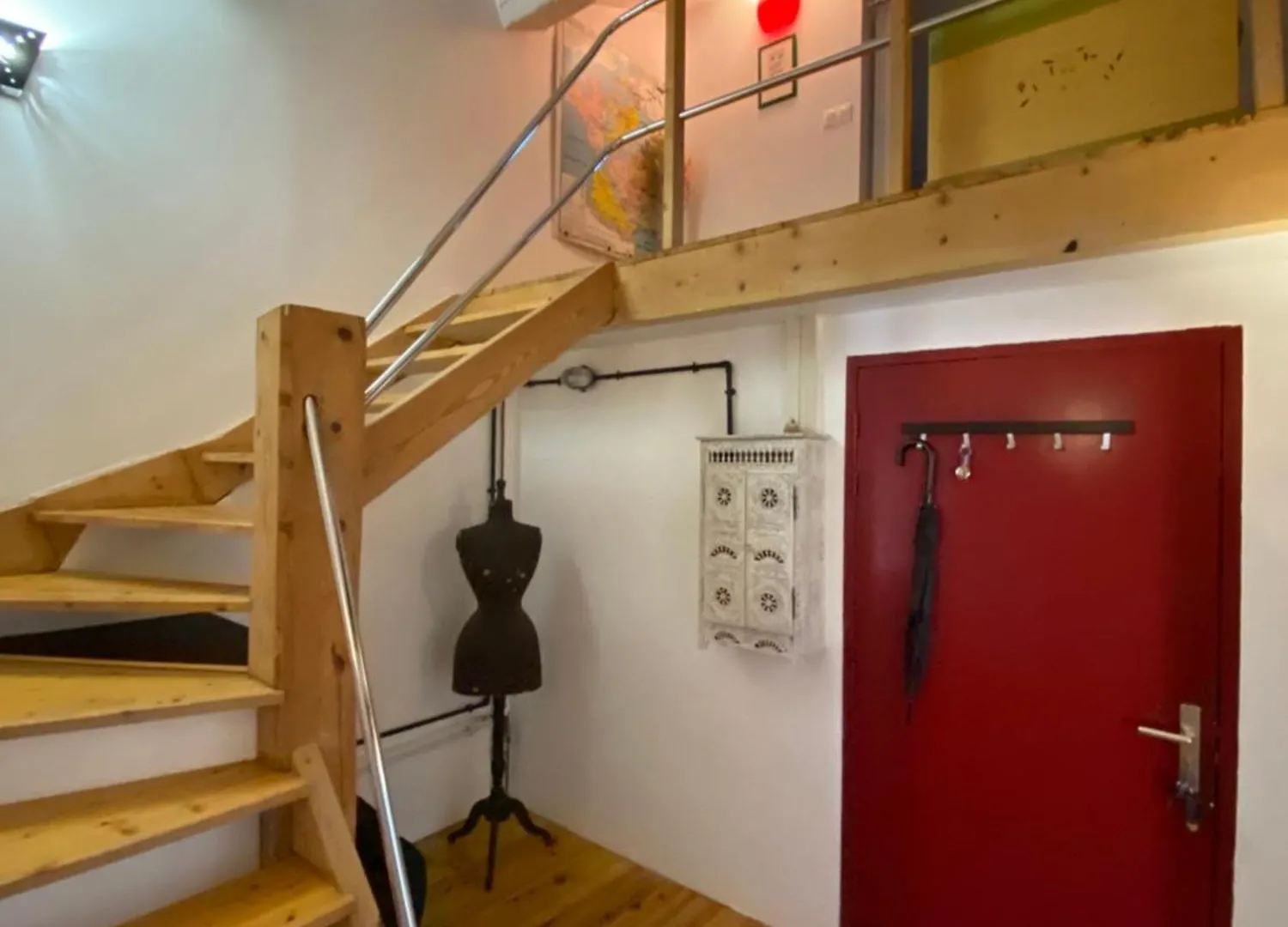 شقة Appartement Atypique Sous Les Toits D'Avignon Au Coeur De L'Intra-Muros Avec Parking